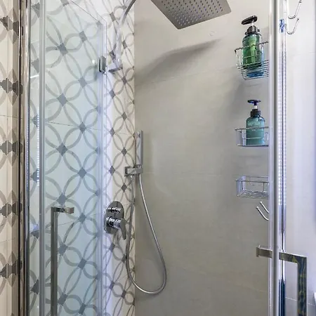 Trastevere House With Balcony,quiet New * Rzym