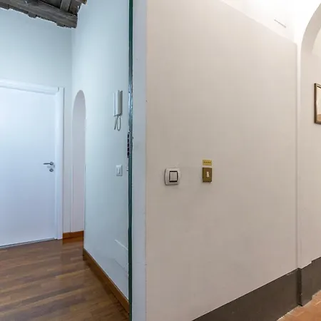 Trastevere House With Balcony,quiet New