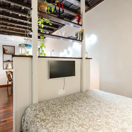 Trastevere House With Balcony,quiet New Apartament
