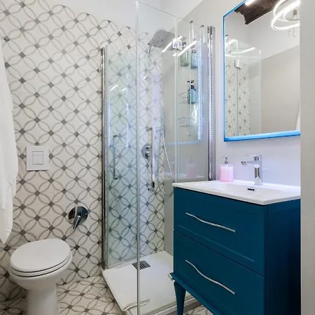 Trastevere House With Balcony,quiet New Διαμέρισμα