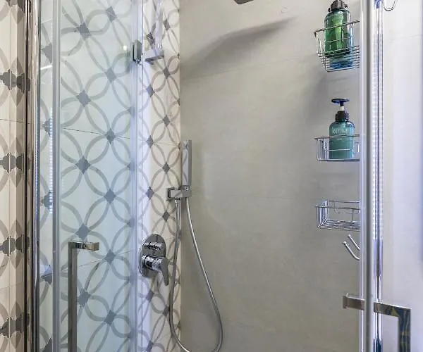 Trastevere House With Balcony,quiet New * Rome