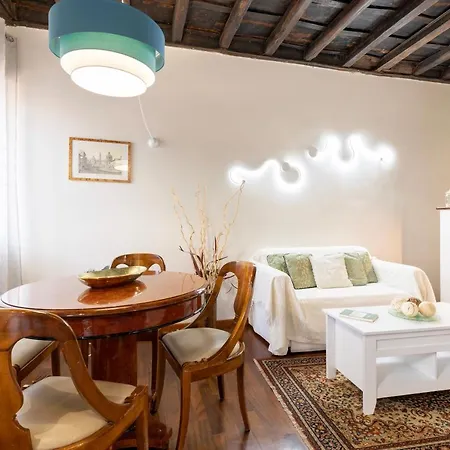 アパート Trastevere House With Balcony,quiet New *