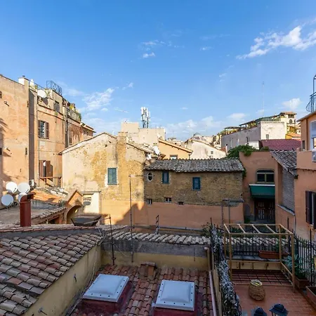 Trastevere House With Balcony,quiet New アパート ローマ