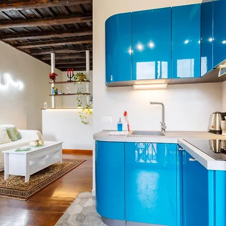 Trastevere House With Balcony,quiet New アパート ローマ