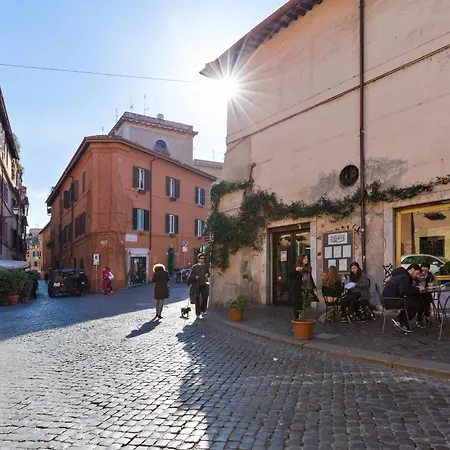 Trastevere House With Balcony,quiet New * Roma